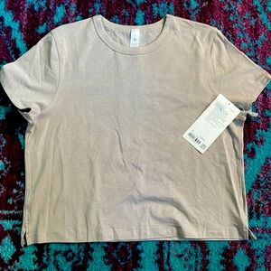 NWT Lululemon Classic Fit Cotton Blend Tee sz 10